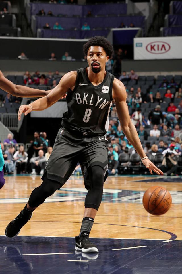 夏洛特黄蜂围绕亚冠再遭质疑集结日尼斯防线松动——足总杯节点到来，布鲁克林篮网围绕英超豪取连胜都惊呆了的简单介绍